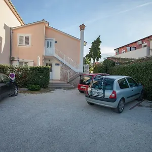 Tin Apartment